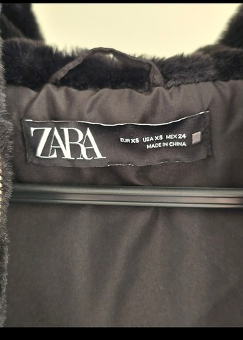 ZARA orijinal siyah Suni Kürk Detaylı Kolsuz Yelek - Görsel 5
