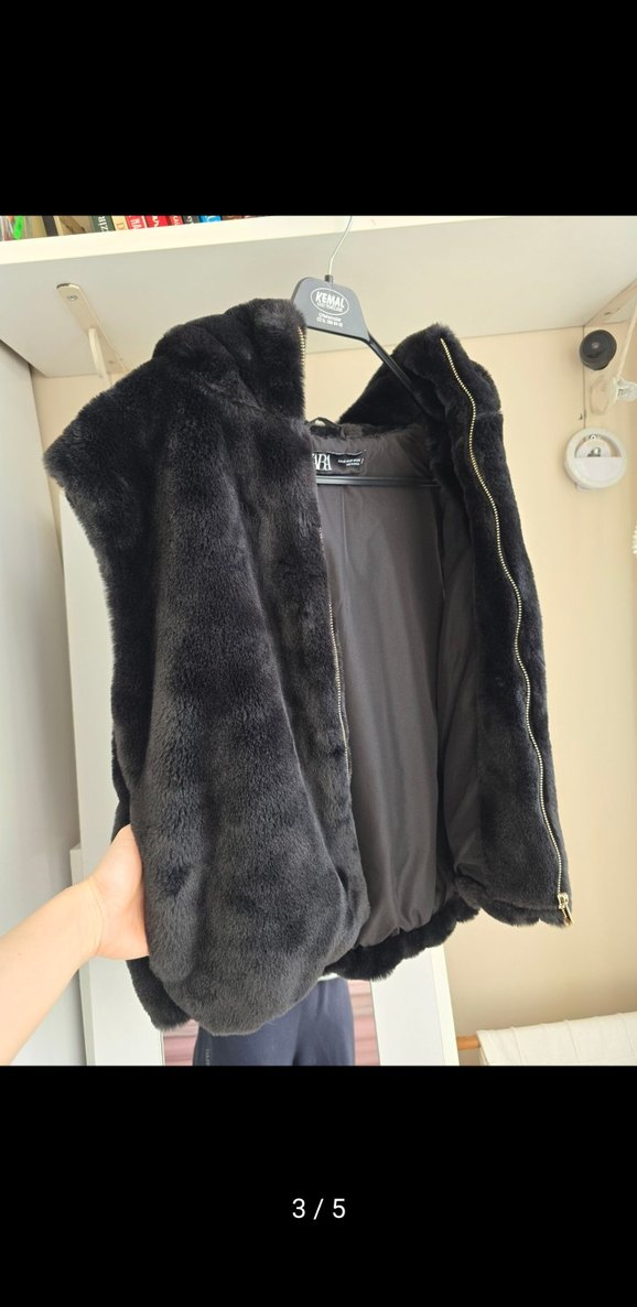 ZARA orijinal siyah Suni Kürk Detaylı Kolsuz Yelek - Görsel 4