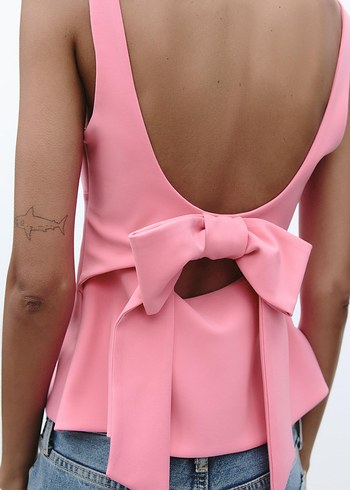 m Beden ZARA Pembe V Yaka Fiyonklu Mini Atlet