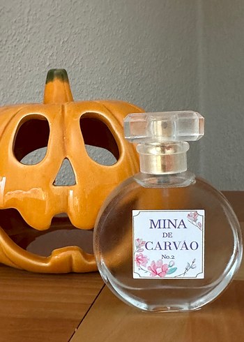 Mina de Carvão No.2 Kadın Parfümü Vercase Crystal Noir