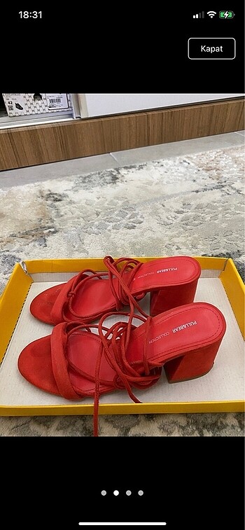 36 Beden turuncu Renk Pull and bear turuncu sandalet