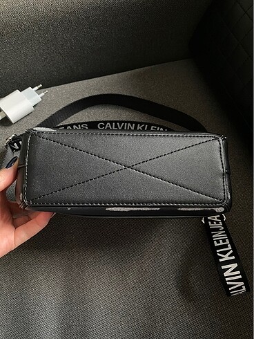  Beden Calvin Klein Çanta
