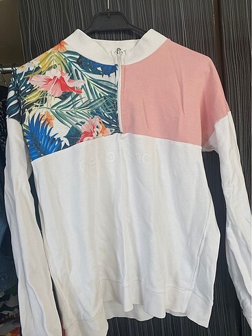New balance sweatshirt