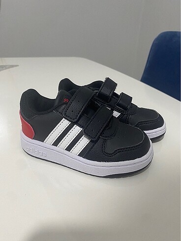 Orjinal Adidas 23 numara