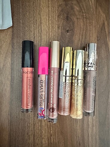 Gloss