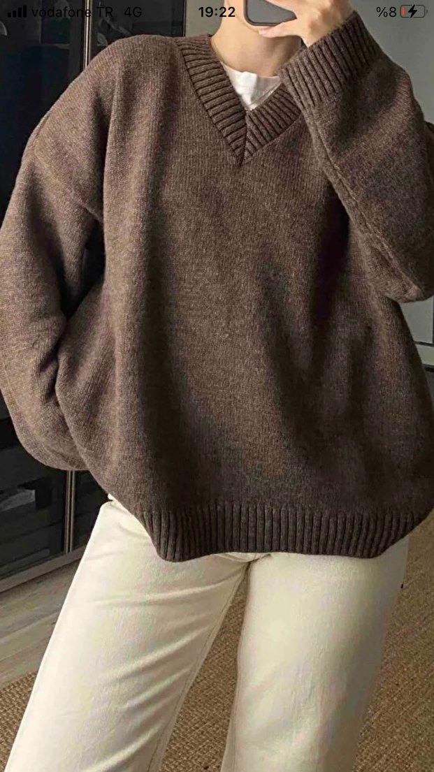 Kahverengi V Yaka Oversize Yün Kazak - Görsel 2
