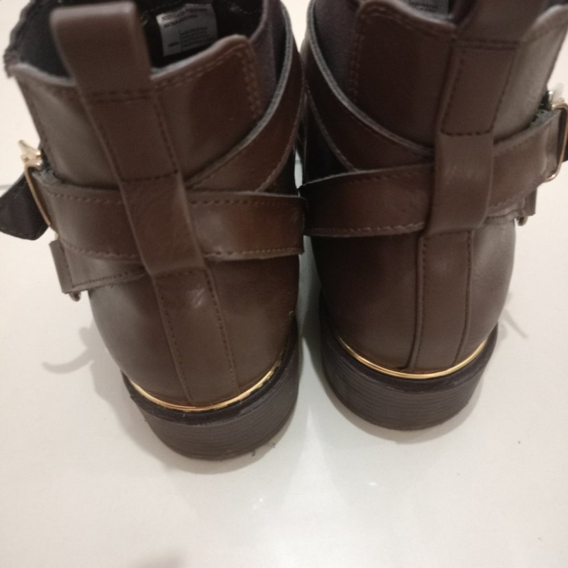 Kahverengi Deri Tokalı Kadın Bot - Görsel 2