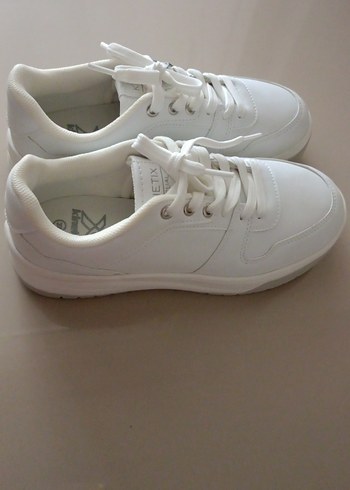 Beyaz Kadın Spor Ayakkabı - Görsel 3