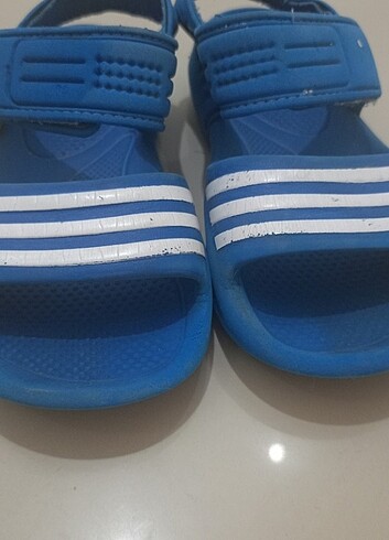 27 Beden mavi Renk Adidas sandalet