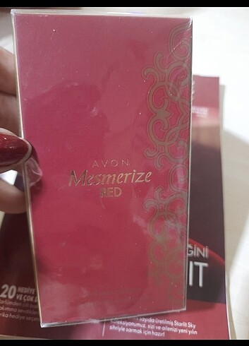 Mesmerize red