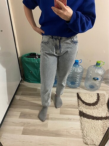 42 Beden mavi Renk Pull and Bear mom jean