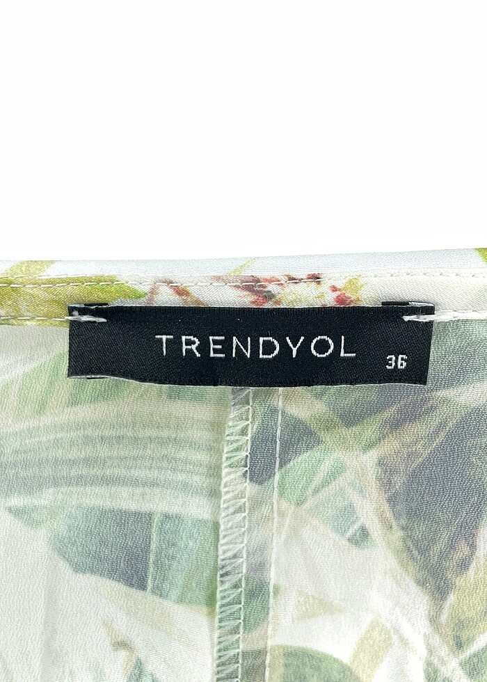 Trendyol & Milla Kısa Salopet %70 İndirimli. - Görsel 4