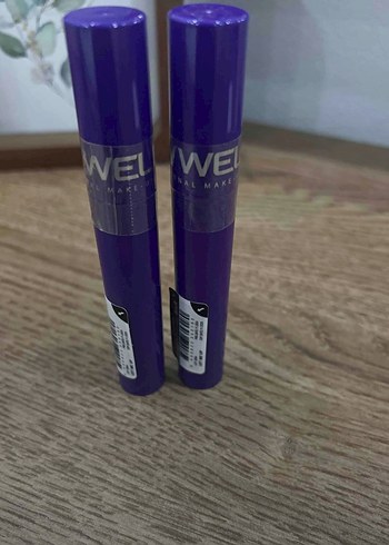 New well Lift Me Up Volume Maskara(2 adet)