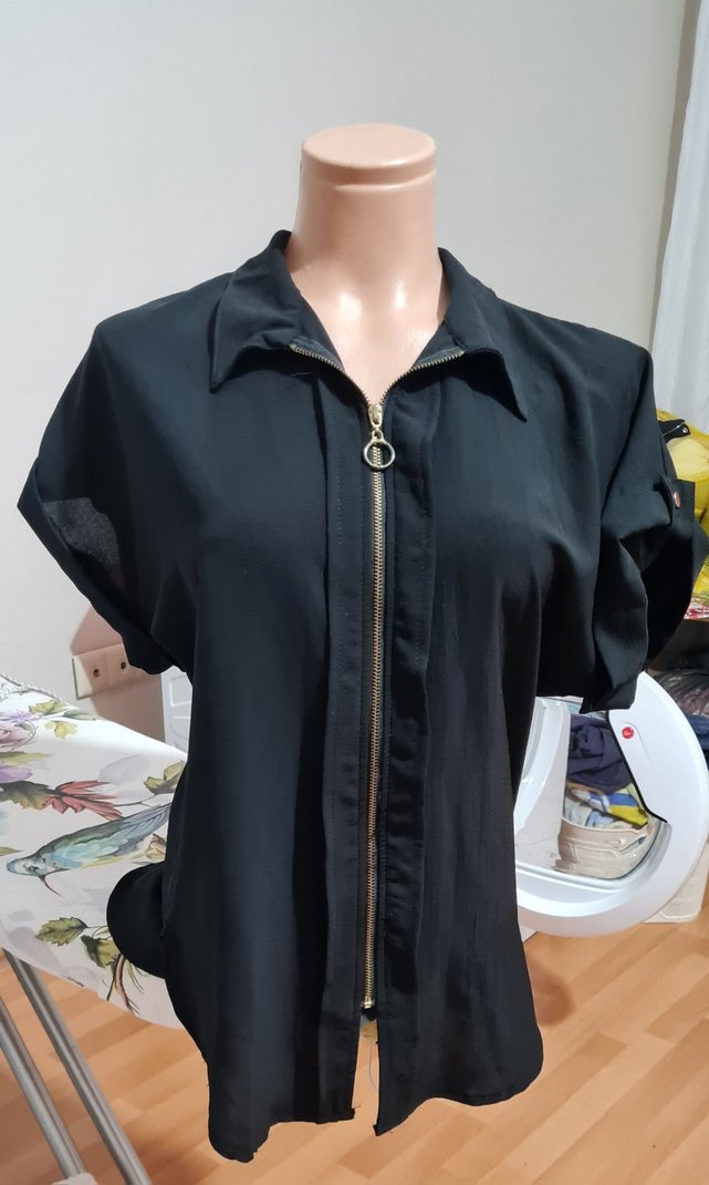 Fermuar detaylı pileli poplin gömlek - Görsel 3