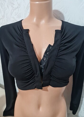 s Beden Agraf Detaylı Crop Büstiyer Bluz