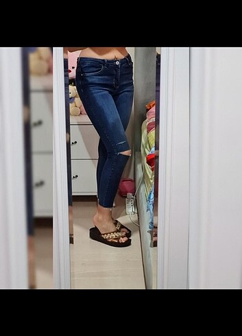 Yırtık Detaylı Toparlayıcı Skinny Jean Pantolon  - Görsel 3