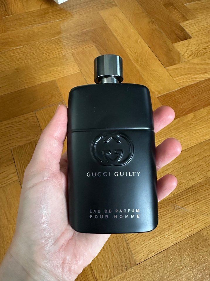 Gucci Guilty Erkek Parfüm Şişesi - Görsel 2