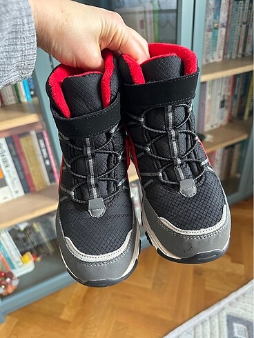 31 Beden Skechers Çocuk Kar Botu