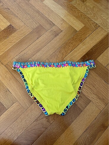36 Beden Penti Bikini Altı