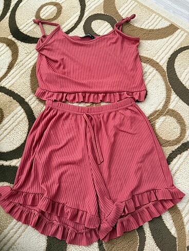 Alt üst şortlu pijama takımı