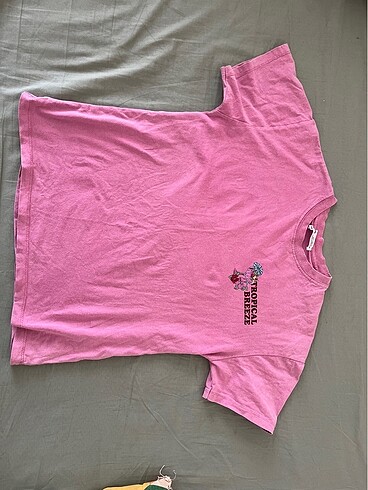 pull bear baskılı pembe tişört