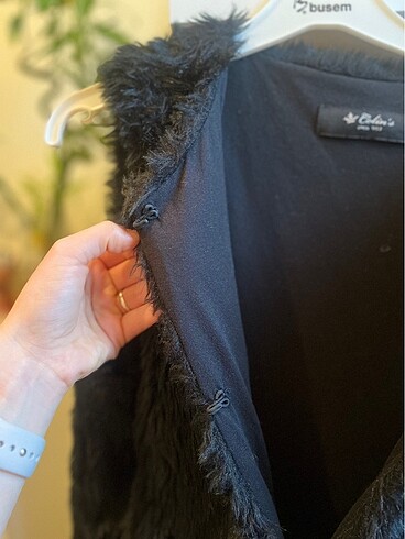 Cepli Siyah Kürk Yelek - Görsel 5