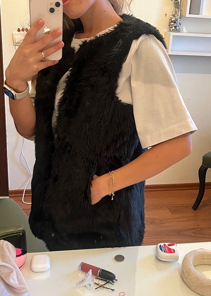 Cepli Siyah Kürk Yelek - Görsel 3