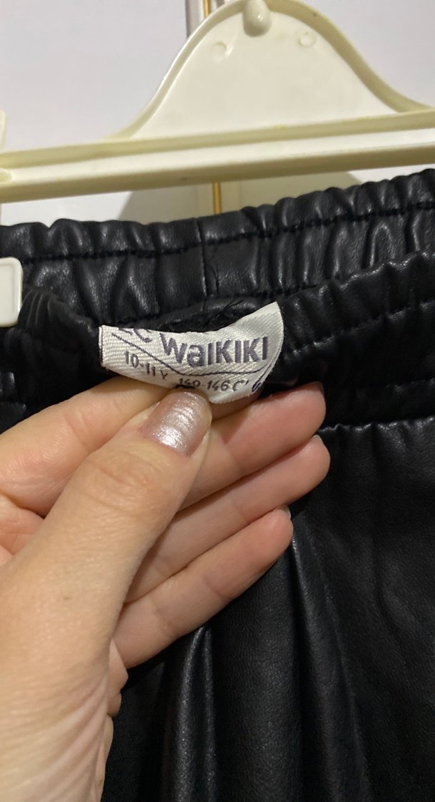 Çocuk Siyah Deri Kemerli Rahat Pantolon - Görsel 4