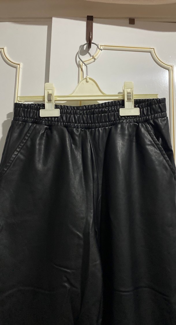 Çocuk Siyah Deri Kemerli Rahat Pantolon - Görsel 2