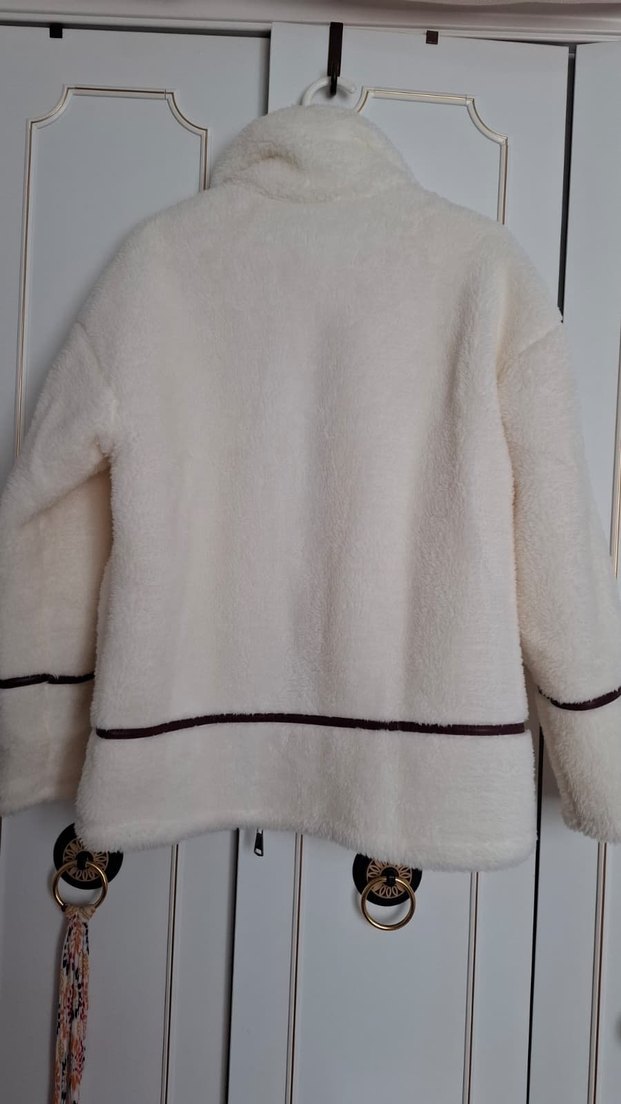 Beyaz Peluş Kadın Ceket - Görsel 2