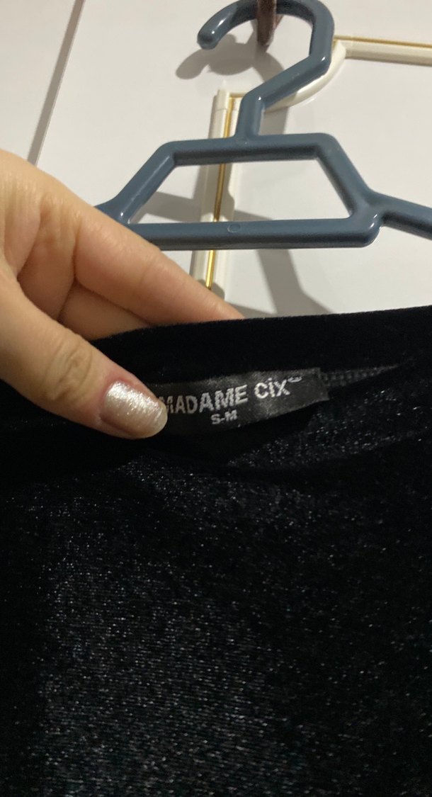 Siyah Dantel Kollu Uzun Kollu Kadın Bluz kadife - Görsel 4