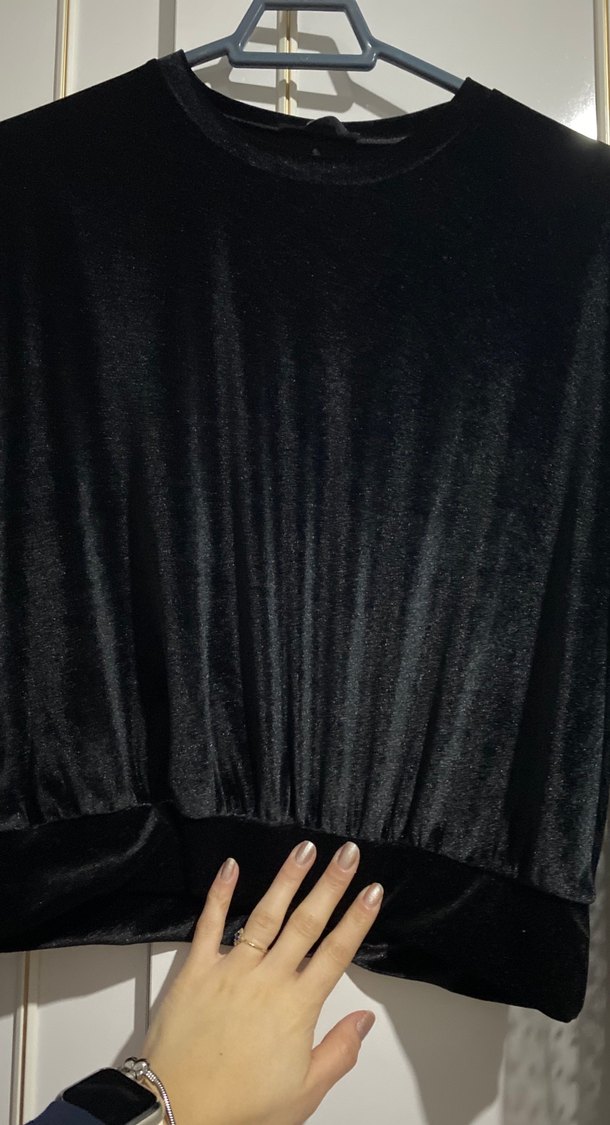 Siyah Dantel Kollu Uzun Kollu Kadın Bluz kadife - Görsel 5