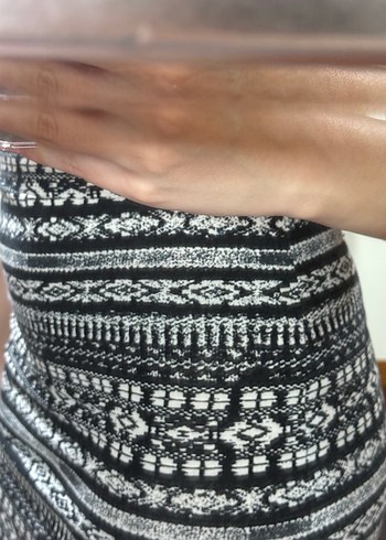 Gri Desenli Yüksek Yakalı Midi Elbise - Görsel 2