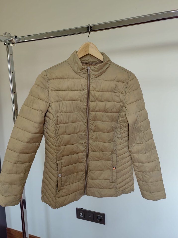 Bej Fermuarlı Kadın Mont - Görsel 2