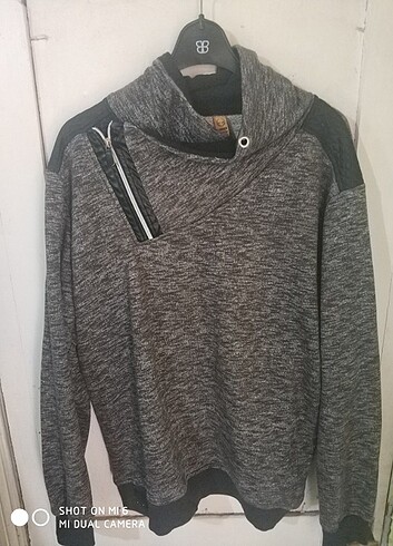 Siyah Boyunlu Sweatshirt XXl 