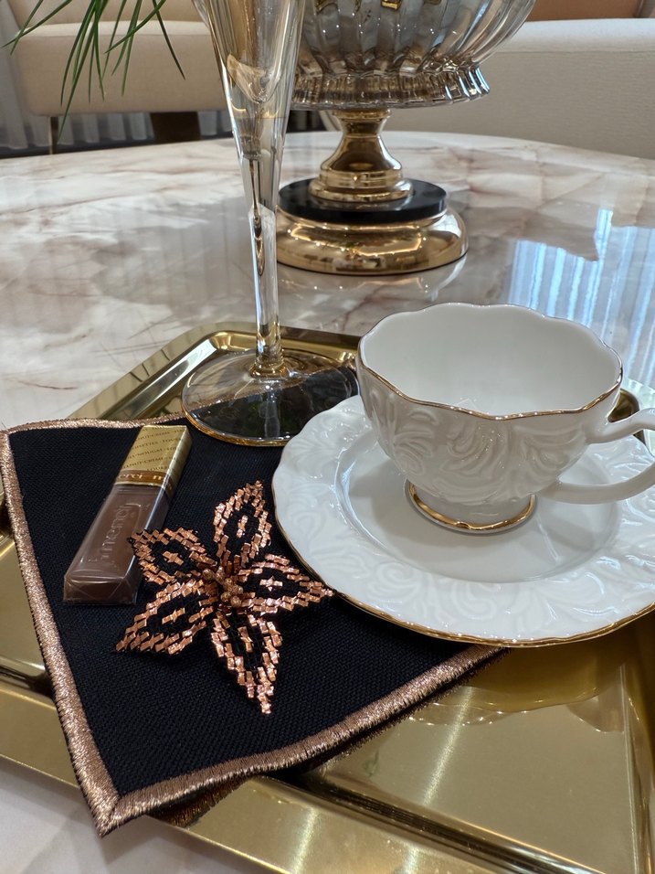 Nakışlı Koyu Renk Modern Klasik Peçete - Görsel 2