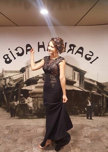 Dantel Detaylı Siyah Uzun Abiye Elbise - Görsel 2