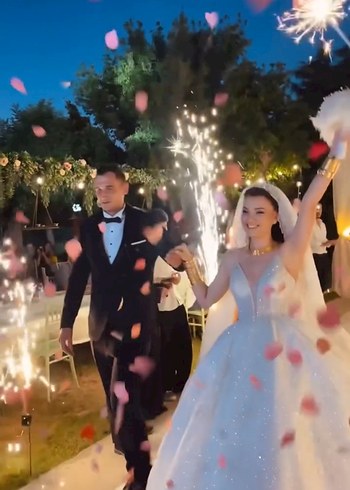 Parlak Beyaz Straplez Prenses Gelinlik - Görsel 2