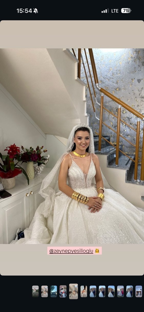 Parlak Beyaz Straplez Prenses Gelinlik - Görsel 4