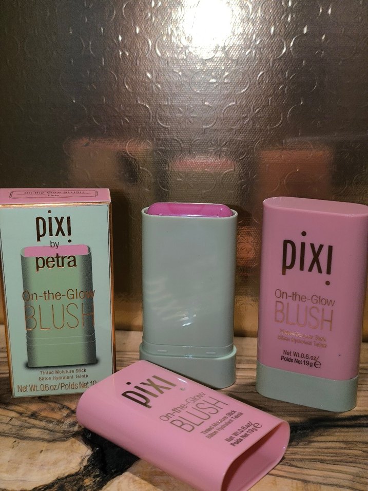 Pixi On-the-Glow Blush Fleur - Görsel 2
