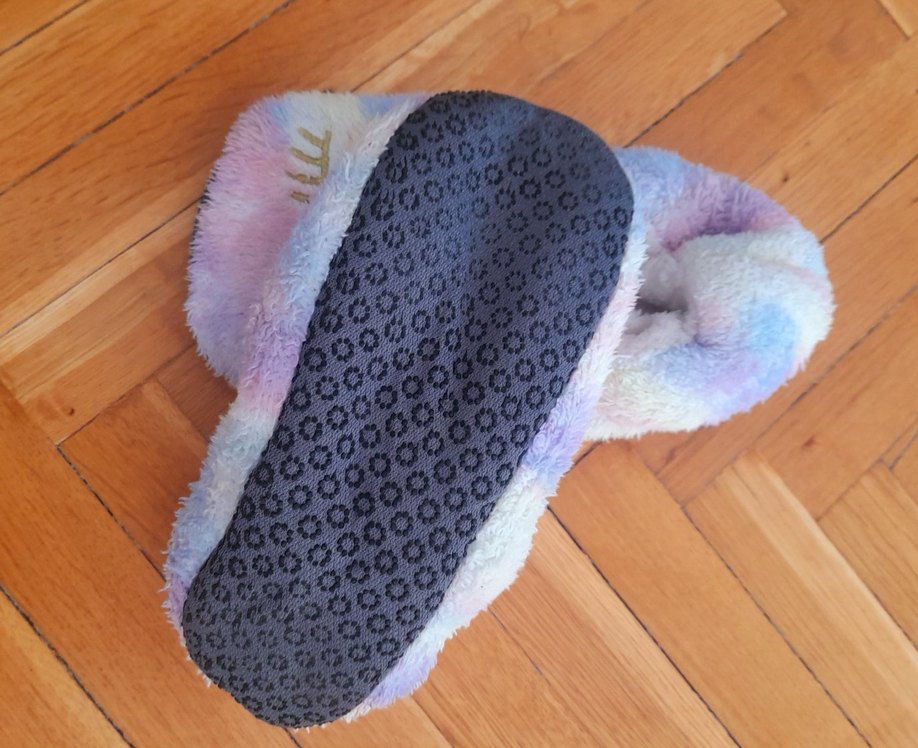 Nakışlı peluş kız çocuk patik - Görsel 3