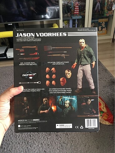  Mezco jason