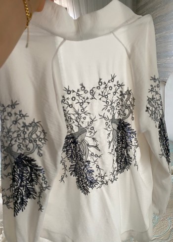 Butigo Nakışlı, uzun kollu, beyaz kimono