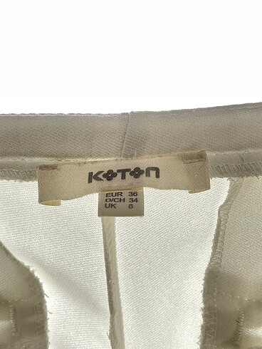 36 Beden beyaz Renk Koton Düz Kesim %70 İndirimli.
