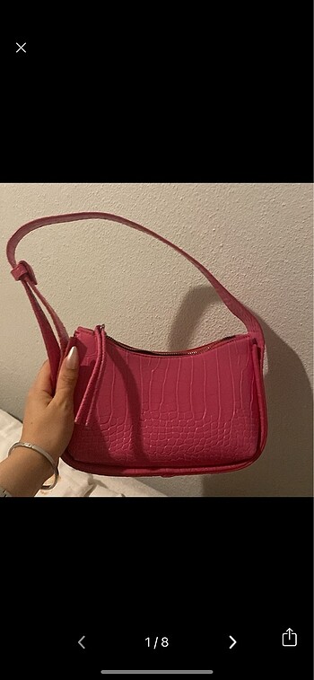Pembe çanta
