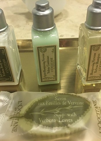 Beden L'Occitane seyahat set