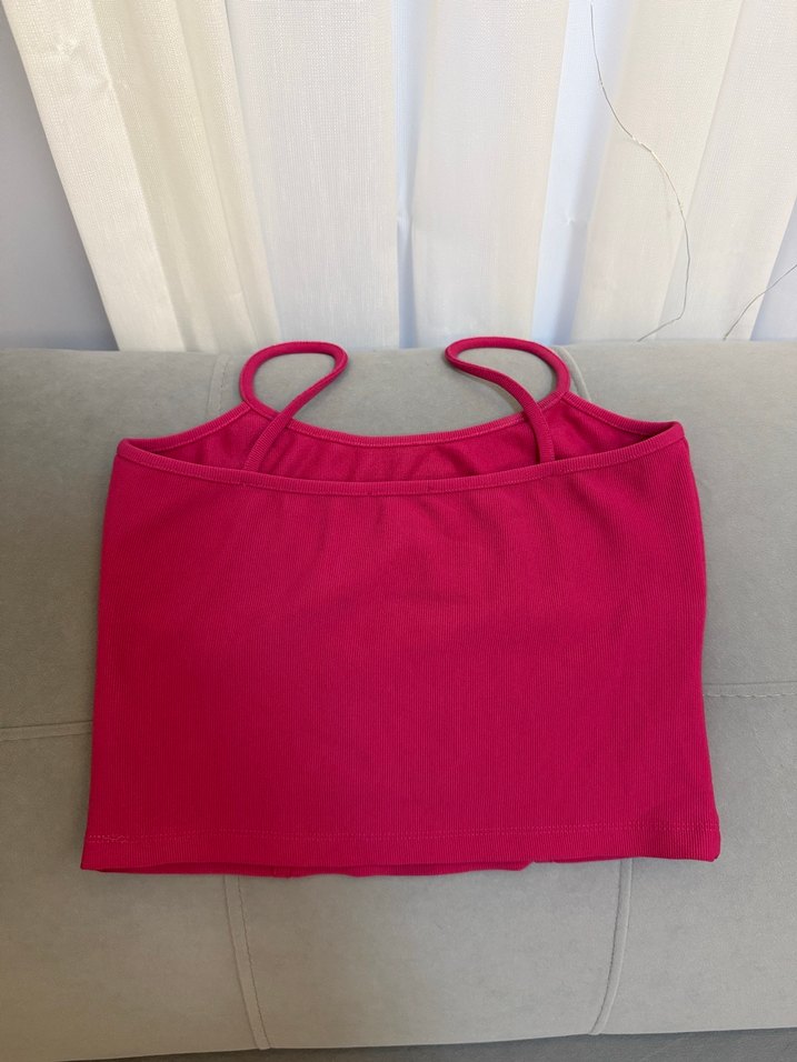 Pembe Kadın Atlet - Görsel 3