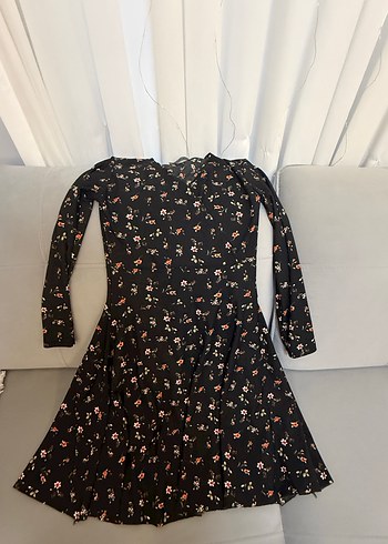 Uzun Kollu Siyah Çiçekli V Yaka Midi Elbise - Görsel 2