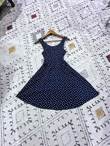 H&M puantiyeli elbise
