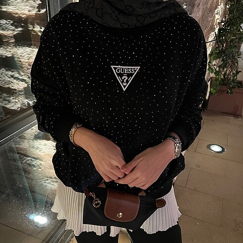 Guess taşlı sweat